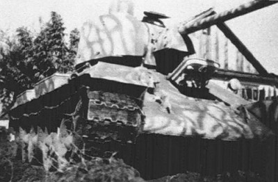 пример экранировки и камуфляжа Т-34 в Вермахте.jpg