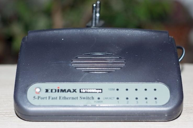 Коммутатор (switch) EDIMAX ES-3105P., фото №4