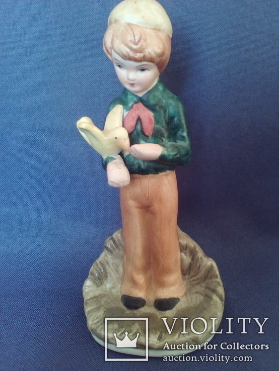 Статуэтка Мальчик с голубем. Фарфор бисквит. Европа, фото №8