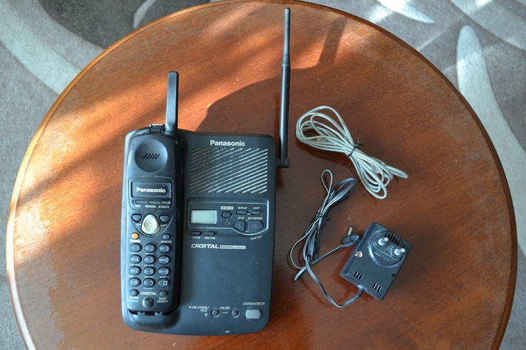 Стационарный телефон Panasonic KX TC-1503, фото №2