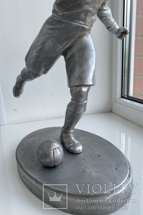 Большая Советская спортивная скульптура «Футболист», 1950-1960г., фото №9