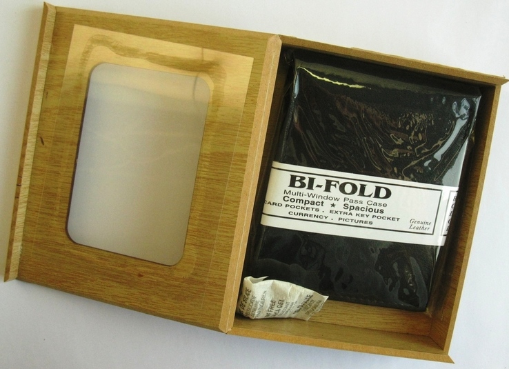 Портмоне Bi-Fold , бумажник . кошелек . Holboro . Genuine Leather /, фото №2