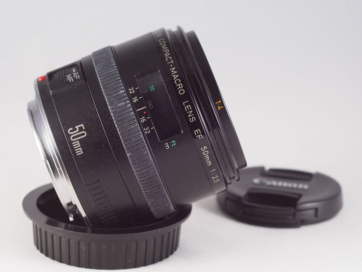 Canon EF 50mm f/2.5 Compact Macro, фото №4