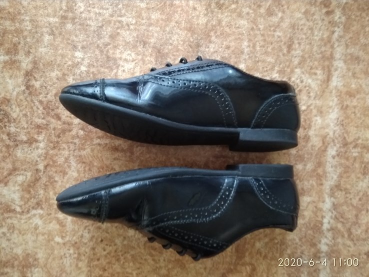 Лаковані туфлі р.32.5 Clarks, фото №4