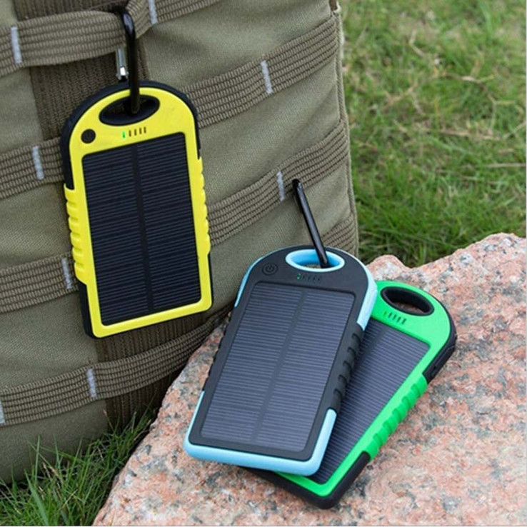 Przenośna ładowarka Power Bank Solar 50000 mAh w baterii słonecznej .