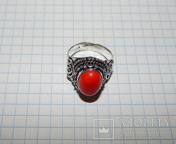 Кольцо с кораллово-красной вставкой, фото №6