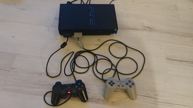 Sony playstation 2 SCPH-50004 FreeMcBoot + игры., photo number 2