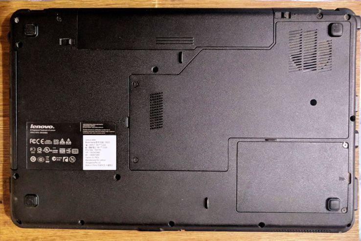 Ноутбук Lenovo G550., numer zdjęcia 4