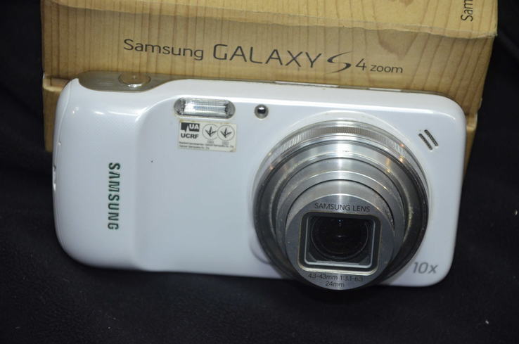 Samsung Galaxy S4 Zoom SM-C101, фото №3