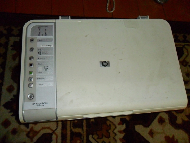Принтер HP Deskjet F4283 All-in-One на запчасти или восстановление., фото №2
