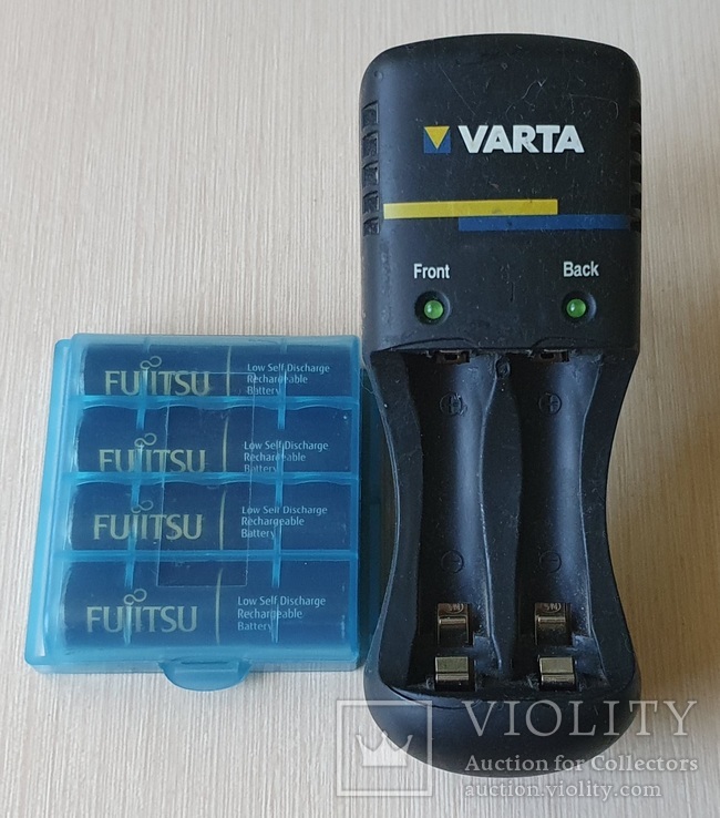 Аккумуляторы Fujitsu 2450mAh АА+зарядное Varta