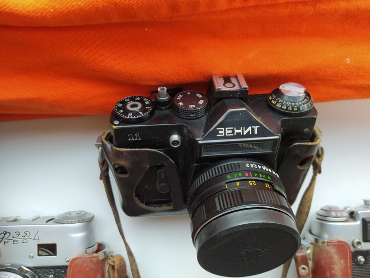 Фотоаппарат Зенит-11, объектив Гелиос 44 М-4, фото №2