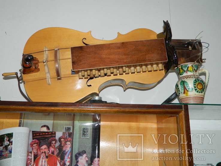 Украинский музыкальный инструмент Лира, фото №2