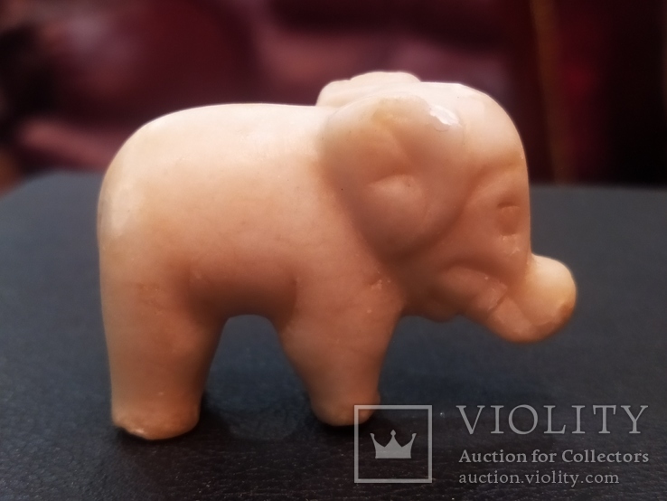 Слон слоник мрамор коллекционная миниатюра
