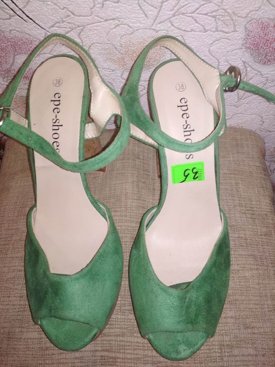 №35 замшеві зелені босоножки epe-shoes р.38, numer zdjęcia 4