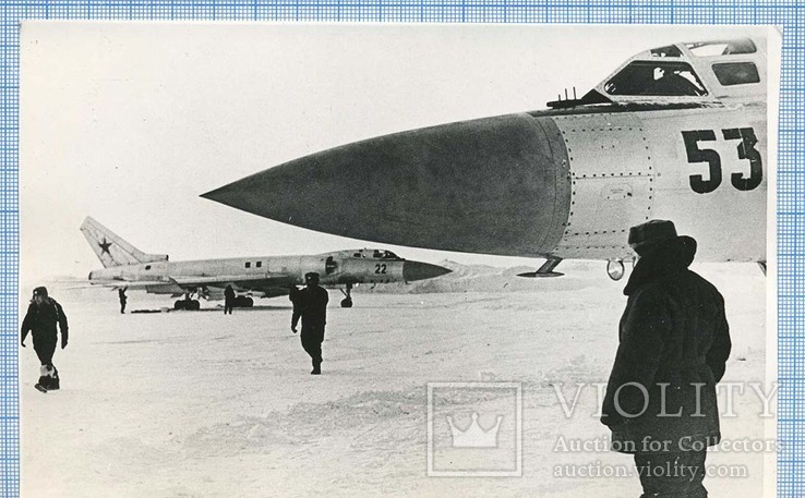 Самолет Ту-128