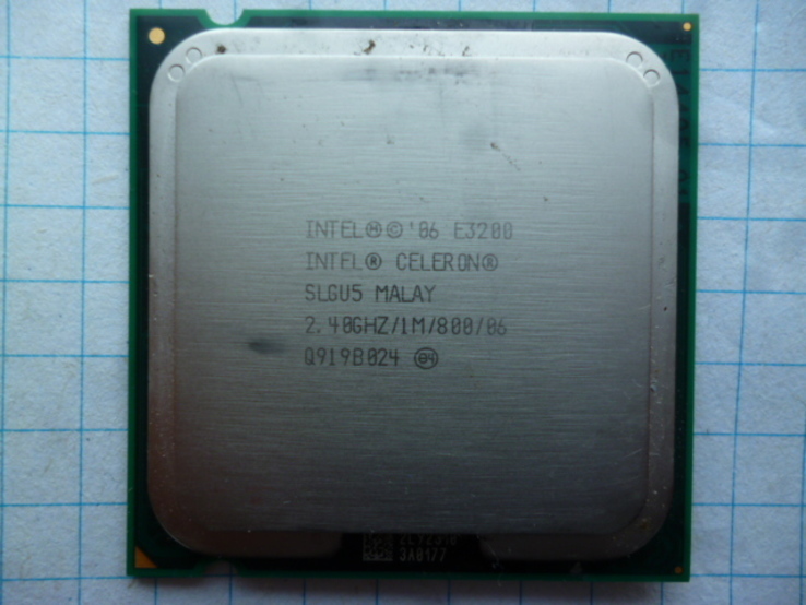 Процесор INTEL CELERON 06 E3200 з Німеччини, фото №2