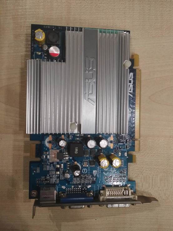 Видеокарта ASUS GeForce® 7600 GS 512 Мб DDR2 (EN7600GS / SILENT / HTD), numer zdjęcia 2