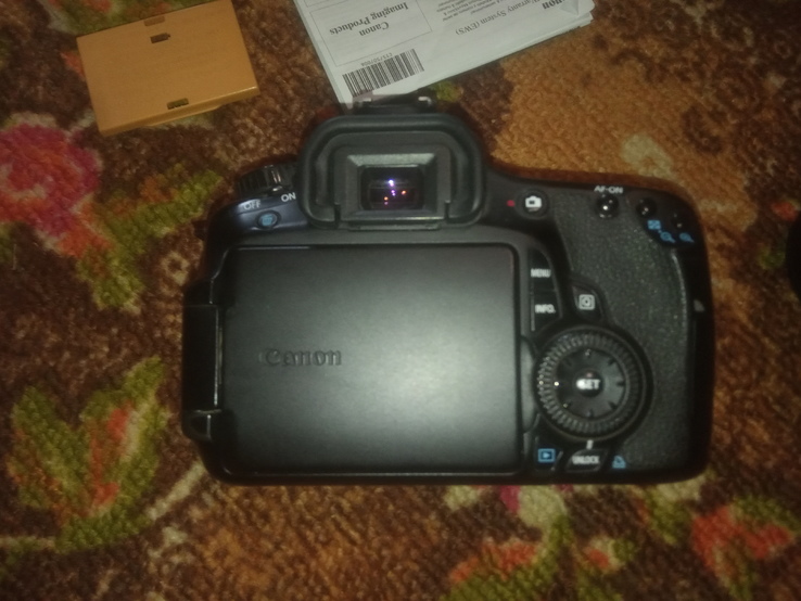 Canon 60D полный комплект+ супер крутой обьектив Canon EF 75-300 f/4-5.6|||), photo number 2