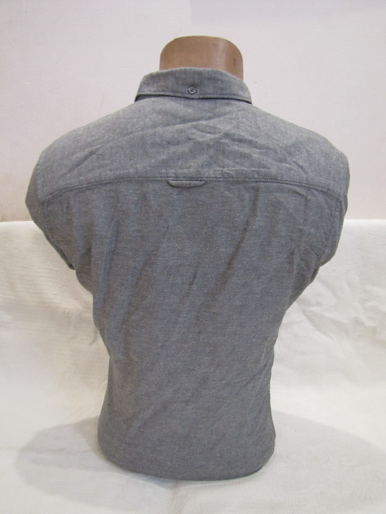 Модная мужская приталенная рубашка Nigel Hall оригинал в отличном состоянии, фото №4