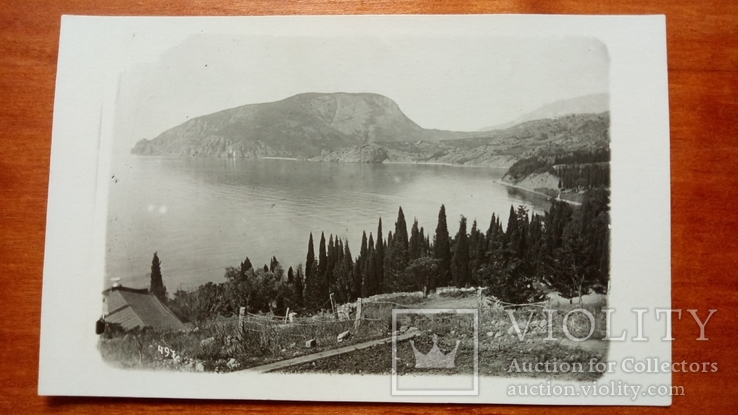 Вид на Аю-Даг с Карасана ( 1920-е гг фотооткрытка)