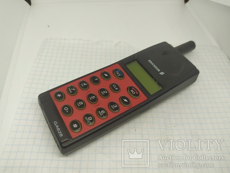 Телефон мобильный Ericsson GA628