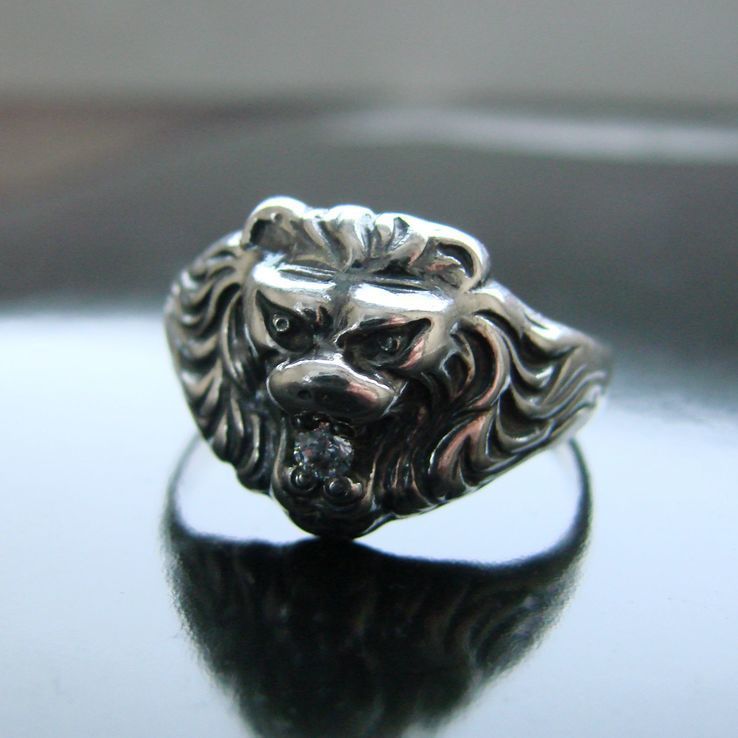 (22,00) Мужское серебряное кольцо - голова льва с камнем, фото №3