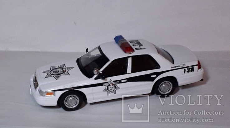 Модель машины полиция  FORD CROWN VICTORIA, фото №9