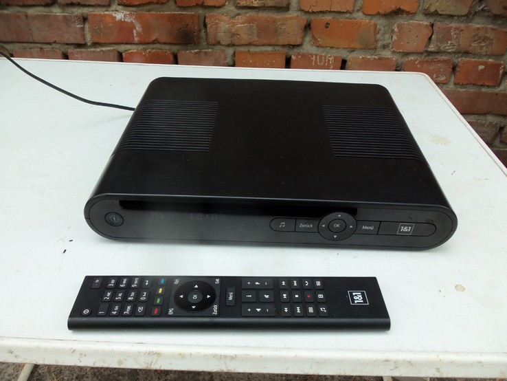 1amp;1 ip-tv Media Center 1.0 Windiws CE Core 5.0- Ресивер для цифрового ТВ з Німеччини, фото №3