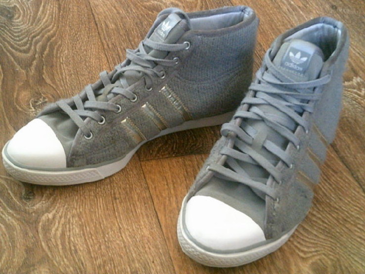 Adidas - фирменные кроссовки разм .40, фото №3