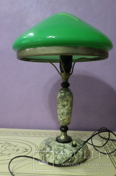 Настольная лампа  зеленый плафон