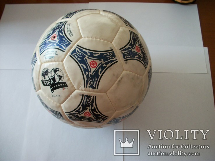 Мяч футбольный УЕФА, Евро-1996, Made in Germany, коллекц, с чемпионата европы, фото №7