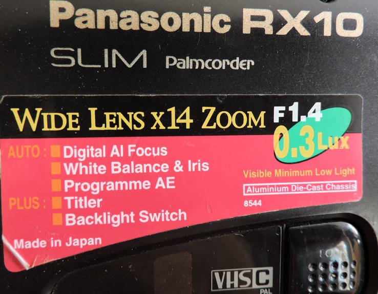 Видеокамера Panasonic RX10 Slim Palmcorder, фото №8
