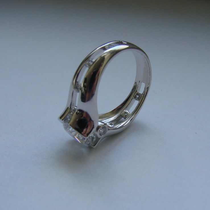 Серебряное кольцо с крупным камнем (engagement ring), numer zdjęcia 8