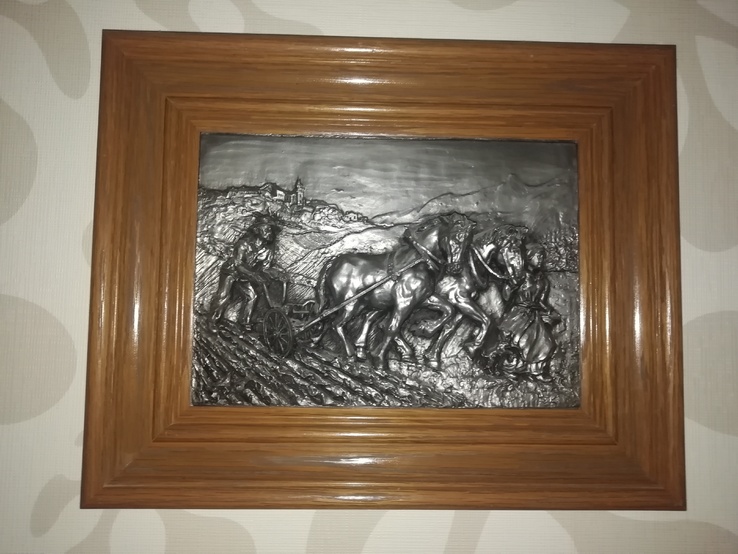 Картина из олова в деревянной рамке, фото №5