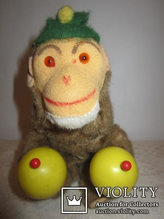 Старинная заводная обезьяна с погремушками Германия, фото №3