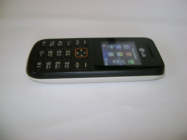Мобильный телефон LG A-100, фото №6