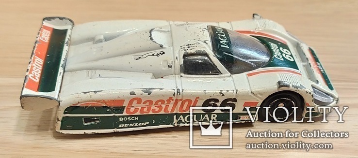 Машинка Jaguar XJR9 Castrol Corgi, фото №6