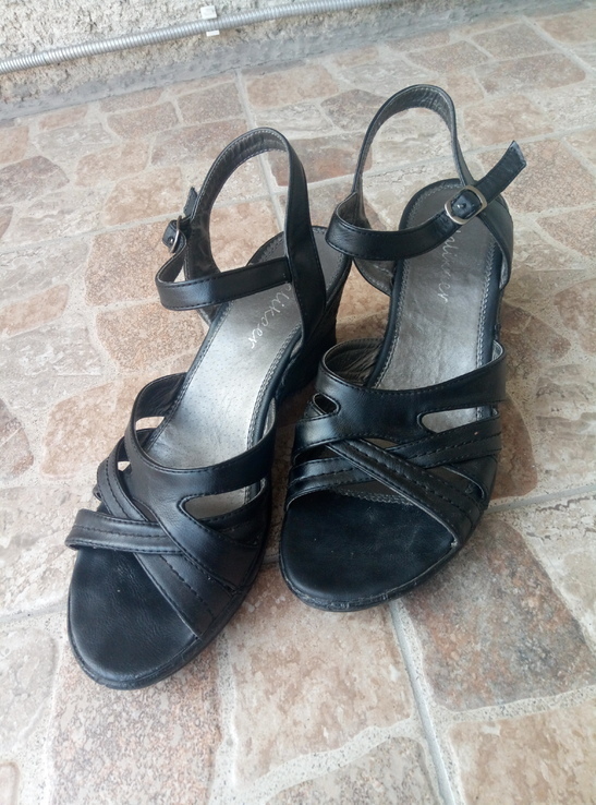 Взуття Жіночі Босоніжки (Чорні), photo number 4