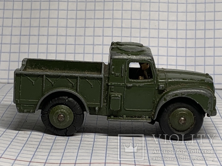 Dinky Toys Army 1 Ton Cargo Truck 641