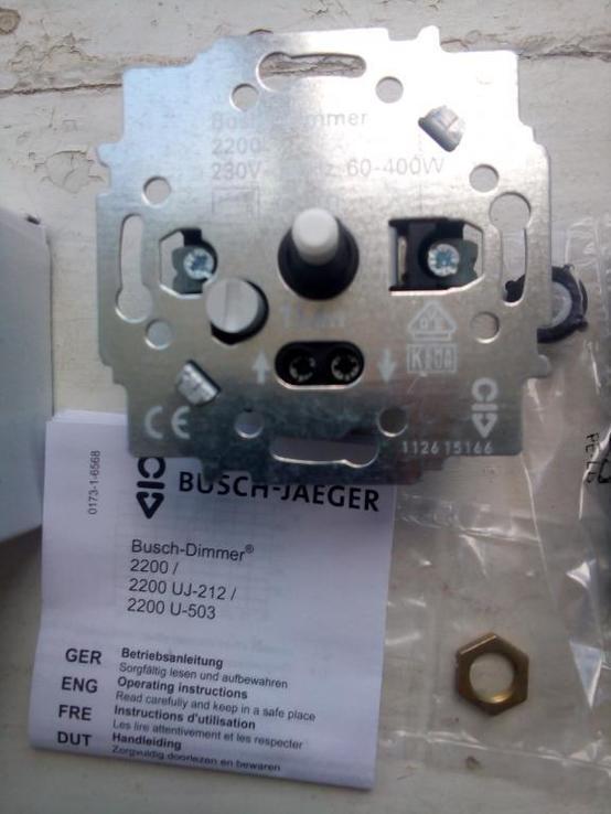 Светорегулятор поворотный ABB Busch-Dimmer 2200 u-503 новый, photo number 7