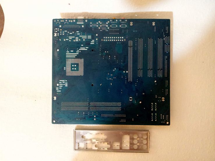 Мат. плата ASRock 775i945GZ PCI-E+SVGA+LAN SATA MicroATX 2DDR2, фото №5