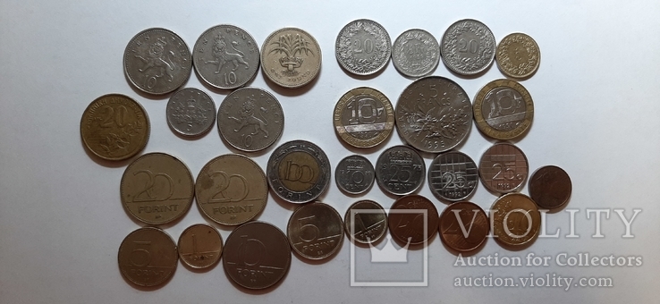 Монеты мира более 100 шт.