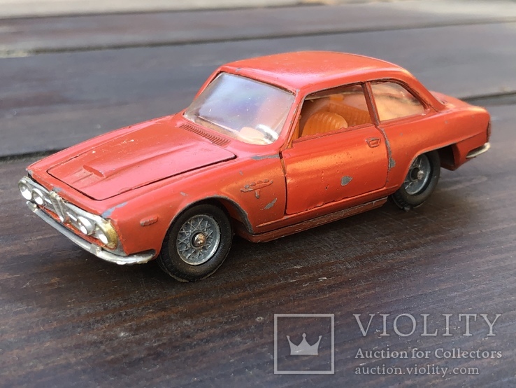 Машинки 1:43 Alfa Romeo 2600