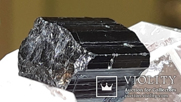 Турмалин шерл 43.02 каратт крупный кристалл 16х14х13мм,, фото №3