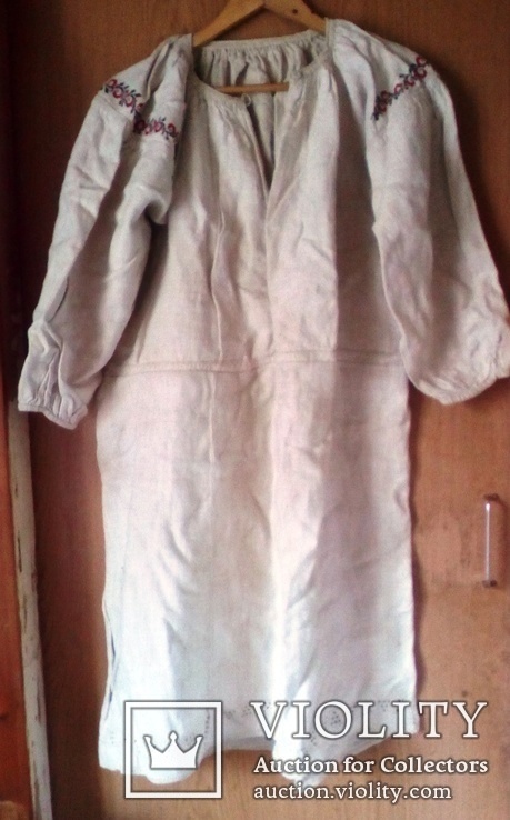 Стара жіноча сорочка з вирізкою., фото №2
