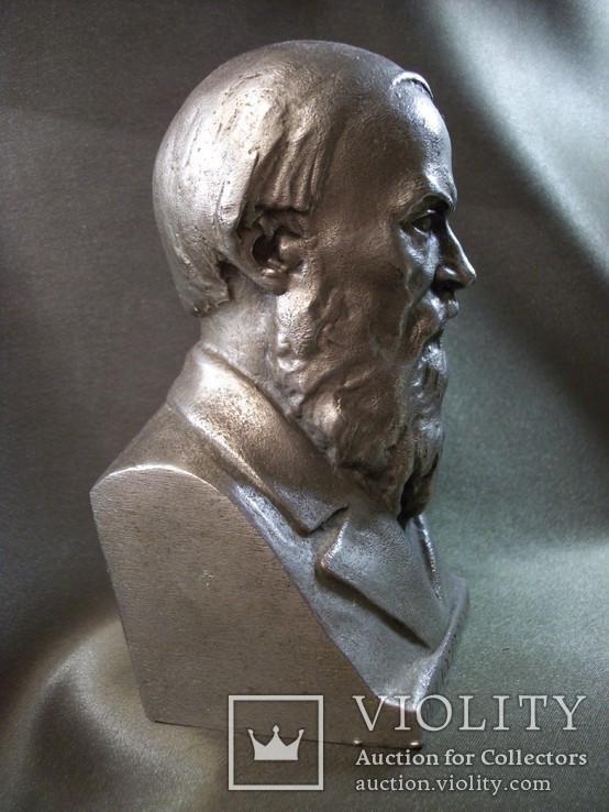 Бюст, скульптура Ф.М. Достоевский, писатель, философ, фото №9