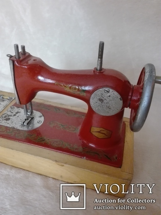 Детская швейная машинка из СССР, фото №7