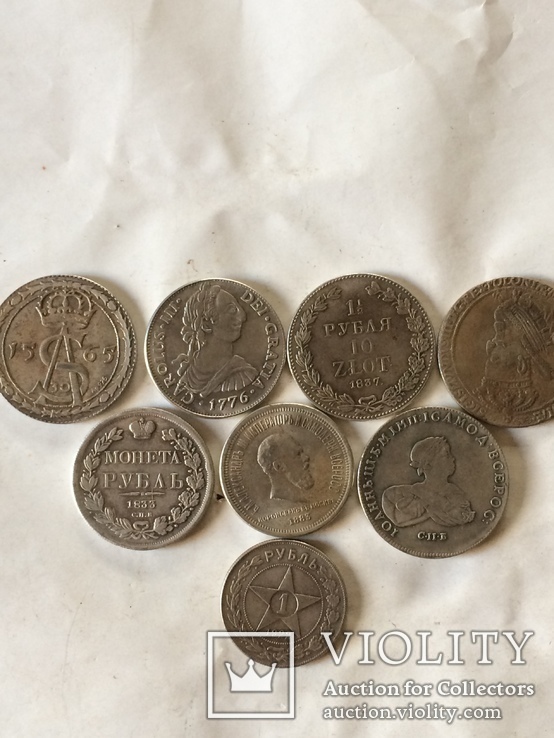 8 монет копии