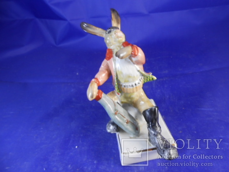 Заяц-хвастун серия На злобу дня фарфоровая статуэтка, фото №2